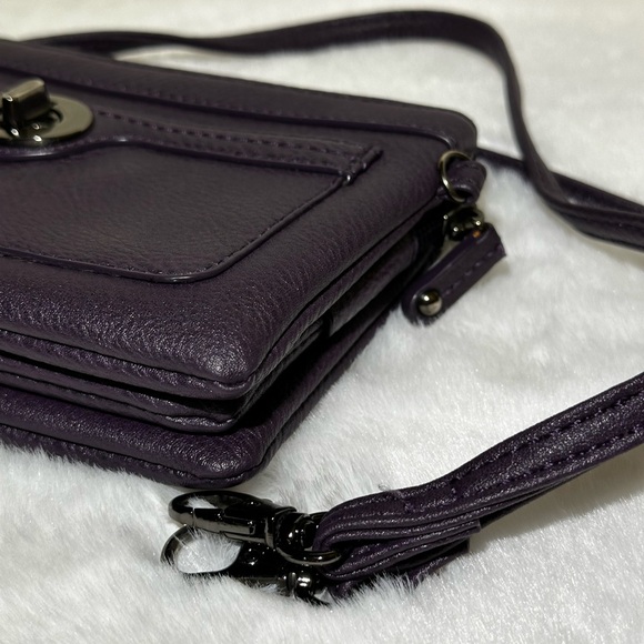 Crossbody Wallet - Picture 5 of 6